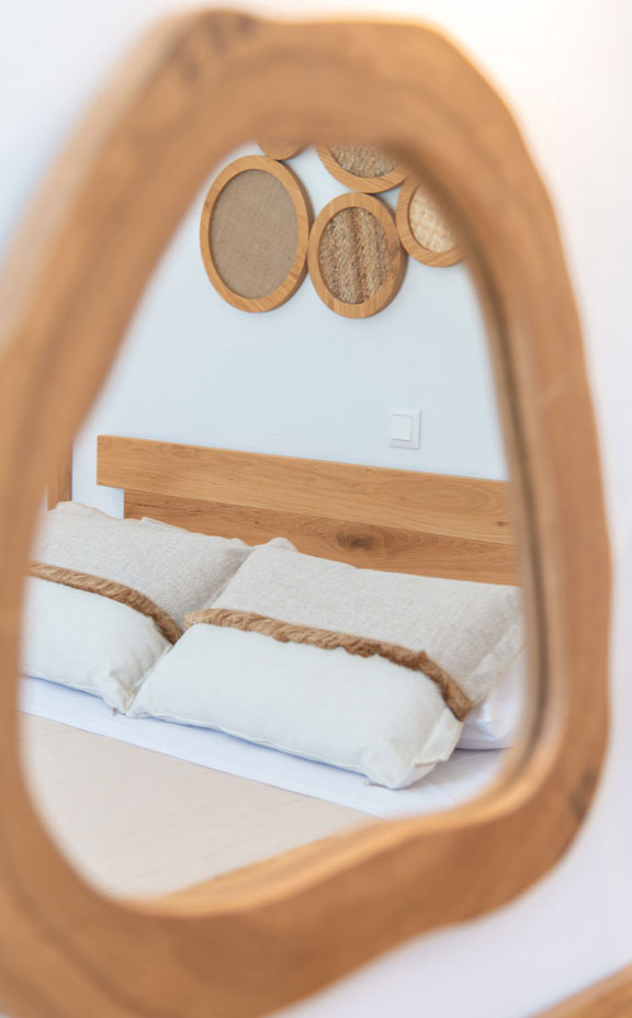 Υπνοδωμάτιο με διπλό κρεβάτι